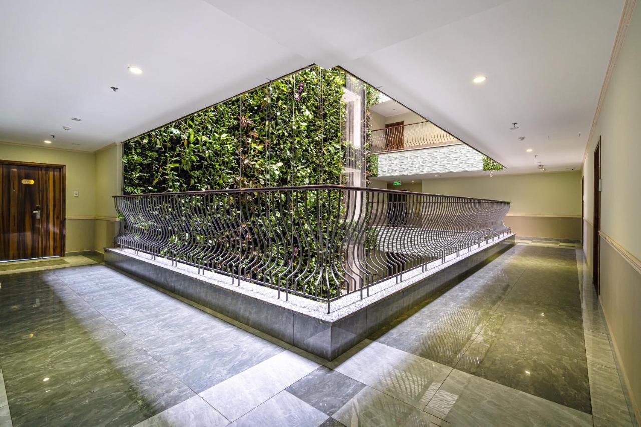 Leman Luxury With Rooftop Pool & Gym * TP. Hồ Chí Minh