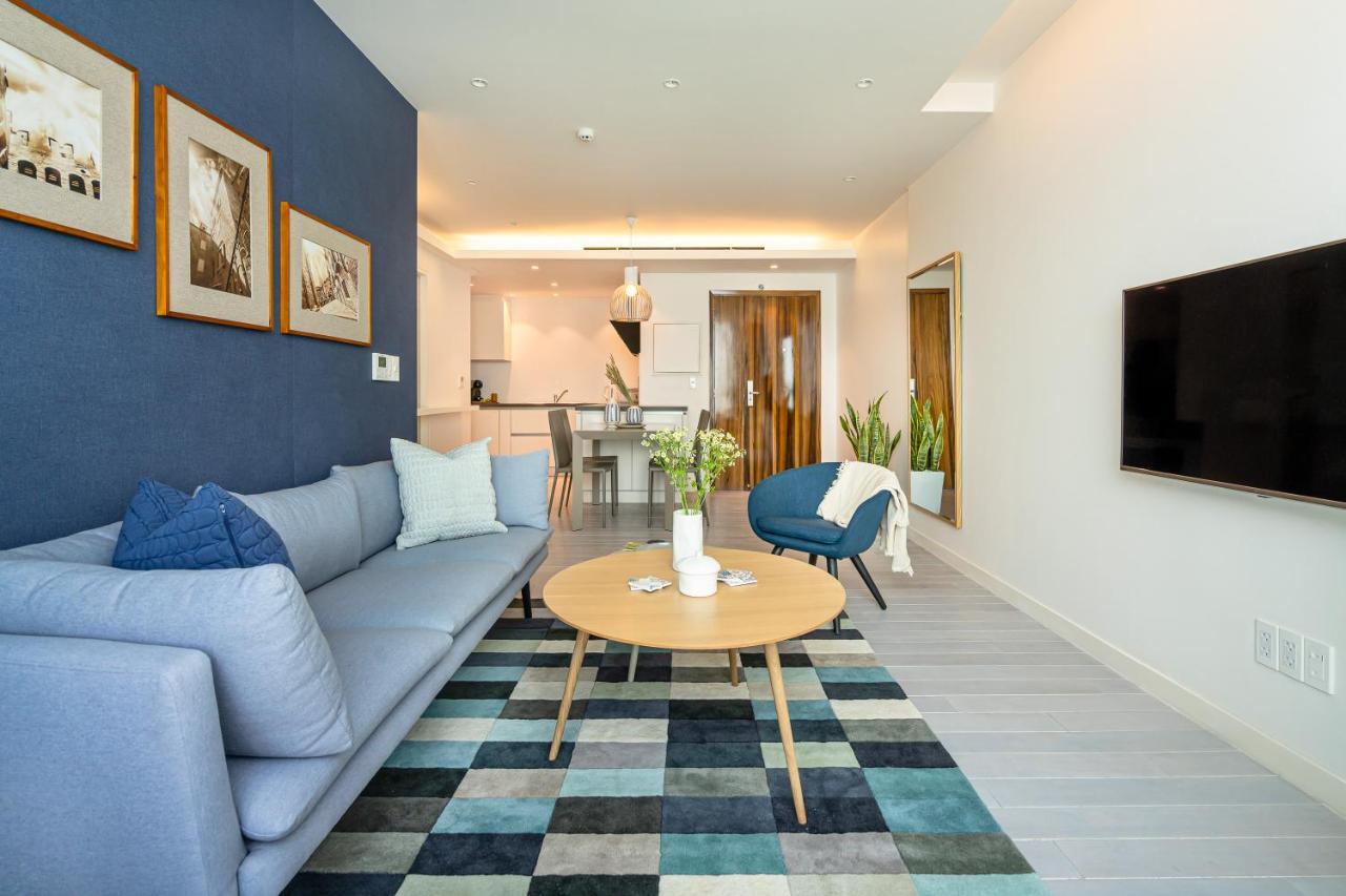 Leman Luxury With Rooftop Pool & Gym * TP. Hồ Chí Minh